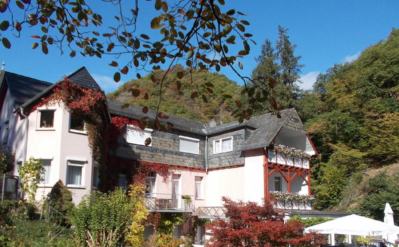 Hotel Winneburg Cochem Bagian luar foto