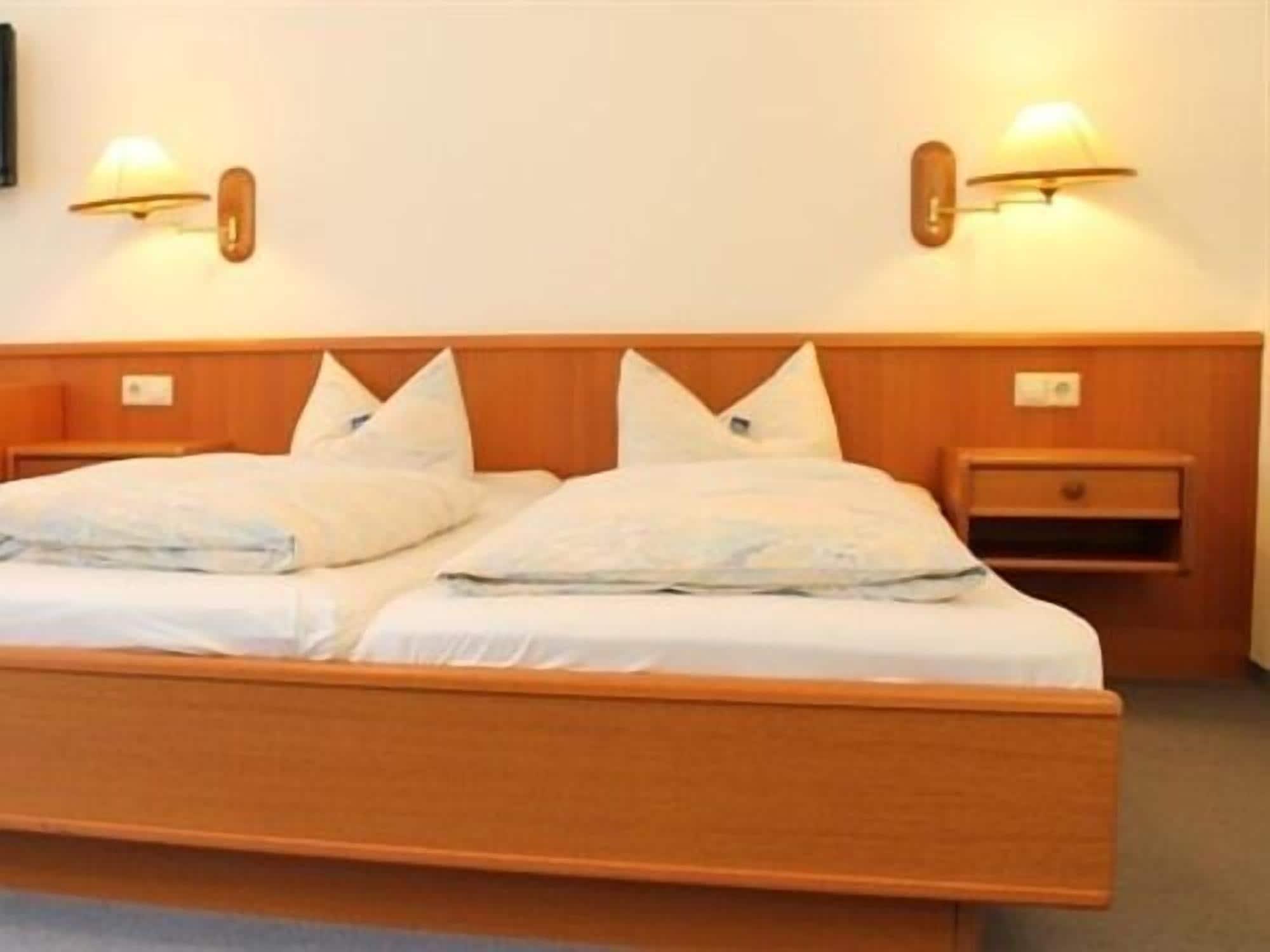 Hotel Winneburg Cochem Bagian luar foto