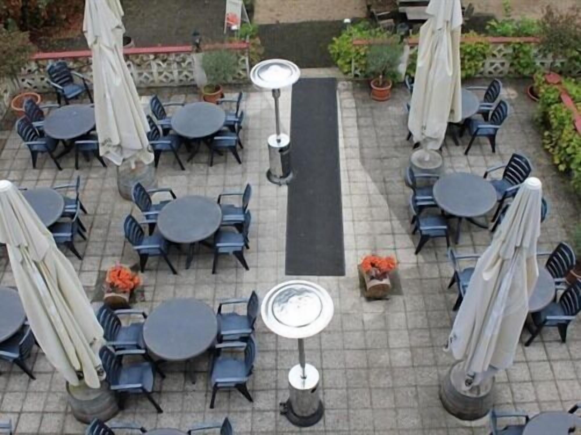 Hotel Winneburg Cochem Bagian luar foto