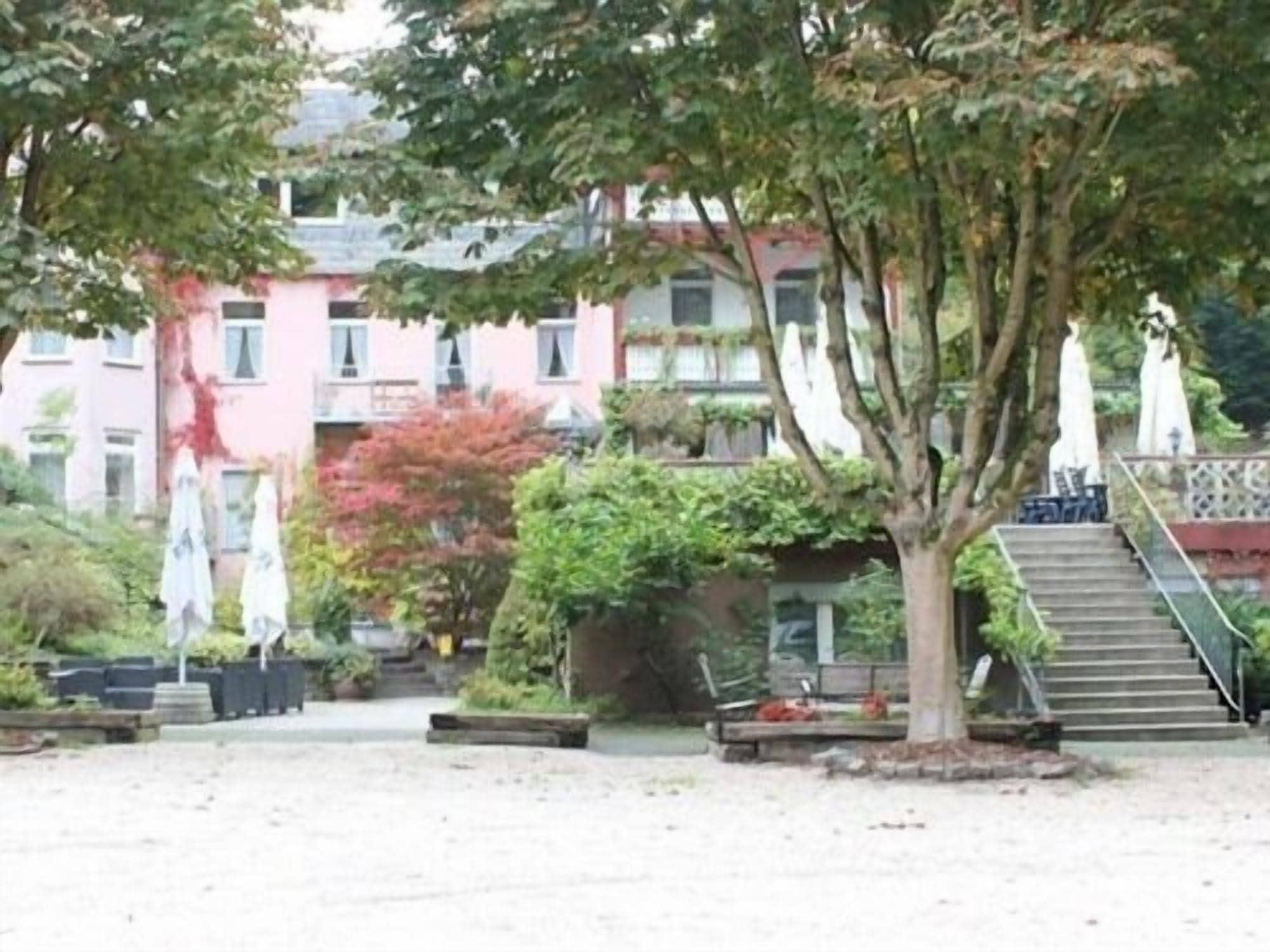 Hotel Winneburg Cochem Bagian luar foto