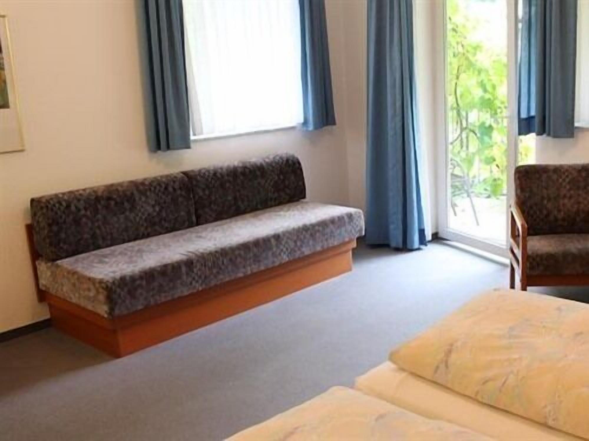 Hotel Winneburg Cochem Bagian luar foto